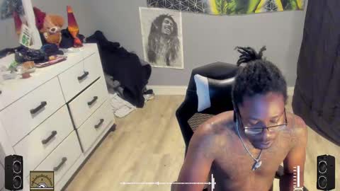 Snapshot of blaccanalmatters chatting on September 2025 10:25:02 PM Plant Base Streamers From Pennsylvania online show from September 2025 10:25:02 PM