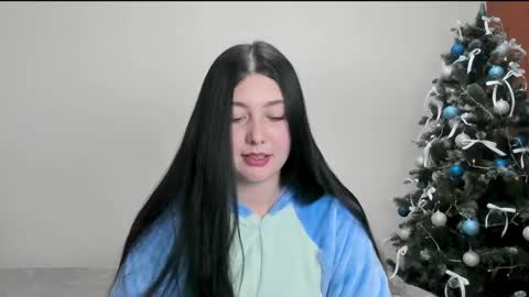 Snapshot of black_berry_bla_ck chatting on December 2024 01:33:02 PM black_berry_bla_ck online show from December 2024 01:33:02 PM