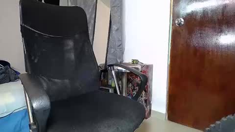 Snapshot of black_diamond_t chatting on January 2025 02:18:01 PM Black Diamond online show from January 2025 02:18:01 PM