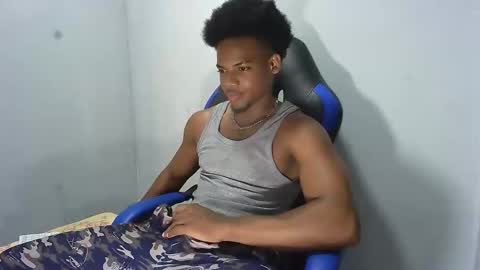 Snapshot of black_dicck chatting on April 2026 07:53:02 PM tu morenito online show from April 2026 07:53:02 PM
