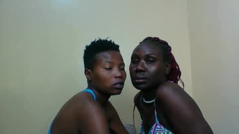 Snapshot of black_divas1 chatting on February 2026 02:08:01 AM black_divas1 online show from February 2026 02:08:01 AM