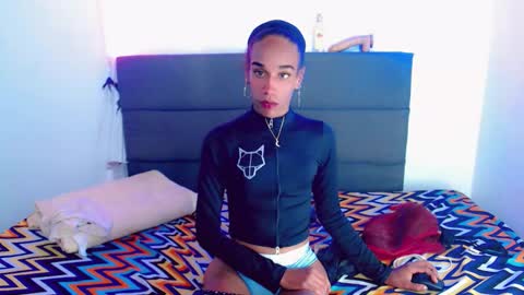 black_fire_sweet online show from October 2025 01:06:02 AM