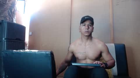 Snapshot of black_hot26 chatting on January 2025 01:03:01 PM black_hot26 online show from January 2025 01:03:01 PM