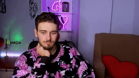 black_jacob12 online show from December 2025 01:15:01 PM