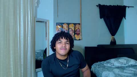 black_king_241 online show from September 2025 02:56:02 AM