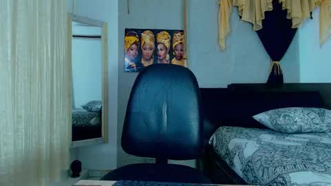 black_king_241 online show from September 2025 02:48:01 AM