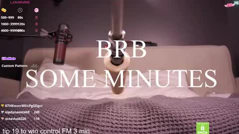 Snapshot of black_n_wh1te chatting on April 2026 12:43:02 AM black_n_wh1te online show from April 2026 12:43:02 AM