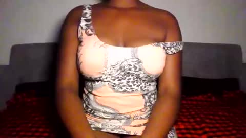 Snapshot of black_paanther chatting on June 2026 06:56:02 PM black_paanther online show from June 2026 06:56:02 PM