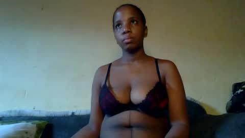 Snapshot of black_queen0111254 chatting on July 2026 12:40:01 PM Blackqueen online show from July 2026 12:40:01 PM