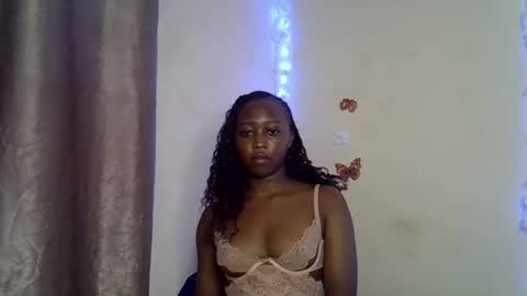 Snapshot of black_rosey chatting on November 2025 05:56:01 PM veraa online show from November 2025 05:56:01 PM