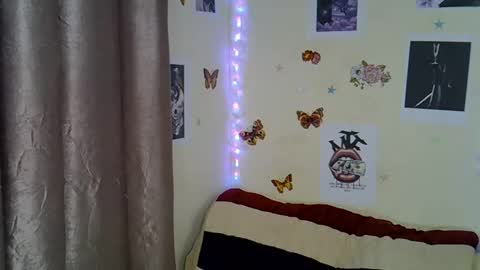 veraa online show from December 2025 04:01:01 PM