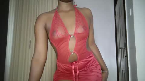 Snapshot of black_rosey chatting on May 2026 09:47:01 AM veraa online show from May 2026 09:47:01 AM