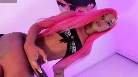 black_thifanny1 online show from April 2026 01:26:02 PM