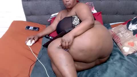 blackbootyx5 online show from February 2026 03:07:02 AM