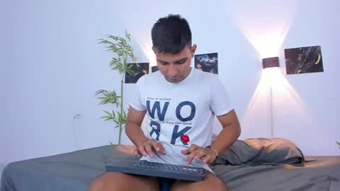 Snapshot of blacke1 chatting on February 2026 02:04:01 AM blacke online show from February 2026 02:04:01 AM