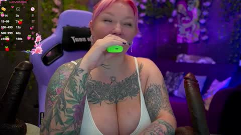 Alice online show from October 2025 07:12:02 PM