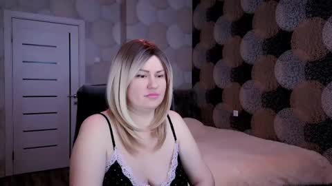 Snapshot of blackeyes11 chatting on February 2025 02:51:02 AM blackeyes11 online show from February 2025 02:51:02 AM