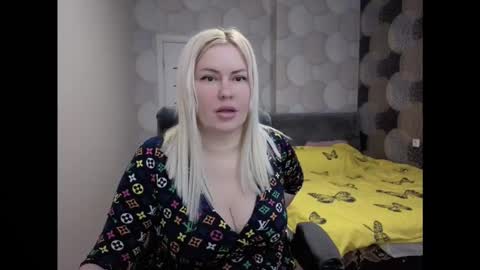 Snapshot of blackeyes11 chatting on November 2025 01:07:02 AM blackeyes11 online show from November 2025 01:07:02 AM