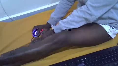 Snapshot of blackmelanin30 chatting on November 2025 06:07:01 PM blackmelanin30 online show from November 2025 06:07:01 PM