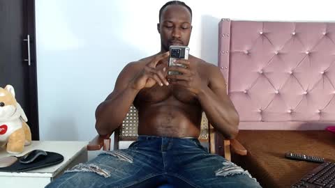 Snapshot of blacknikes chatting on December 2024 02:46:02 AM Twtter 1MikeBeckford Onlyfns beckfordmike online show from December 2024 02:46:02 AM