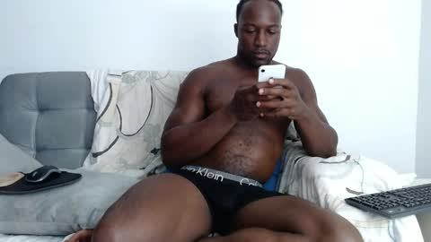 Snapshot of blacknikes chatting on May 2026 04:56:02 PM Twtter 1MikeBeckford Onlyfns beckfordmike online show from May 2026 04:56:02 PM