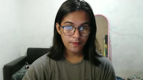 Ellez online show from December 2024 06:15:02 PM