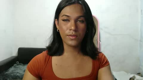 Ellez online show from January 2025 04:41:01 PM