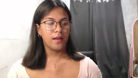 Ellez online show from October 2025 01:49:01 AM