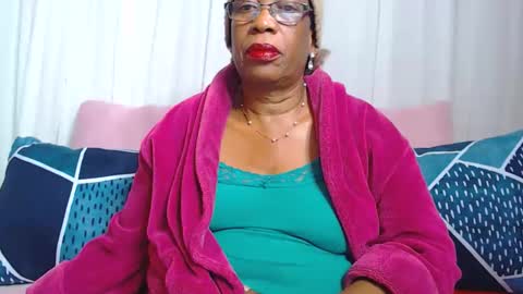 Snapshot of blackrose4ya chatting on May 2026 10:44:01 AM blackrose4ya online show from May 2026 10:44:01 AM