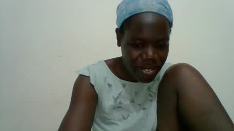 Snapshot of blacksexygal chatting on April 2026 05:18:01 PM SARAH online show from April 2026 05:18:01 PM