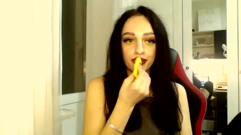 Ivy online show from March 2025 11:05:01 PM