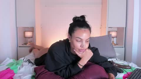 GRACE online show from October 2025 04:29:02 PM