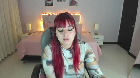 Snapshot of blair_red_ chatting on June 2026 12:10:02 PM blair_red_ online show from June 2026 12:10:02 PM