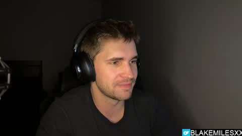 Snapshot of blakemiles2 chatting on May 2026 01:55:01 AM Blake Miles online show from May 2026 01:55:01 AM