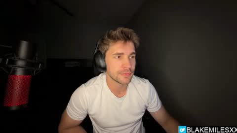 Snapshot of blakemiles2 chatting on July 2026 01:54:01 AM Blake Miles online show from July 2026 01:54:01 AM