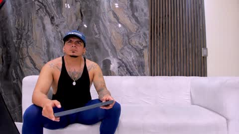 The Best Models online show from January 2025 01:30:01 PM