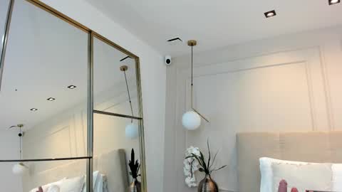 BLEYDI  online show from March 2025 05:29:02 AM