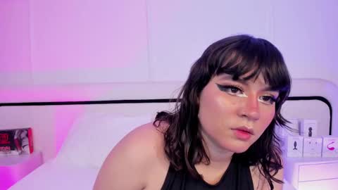 BLEYDI  online show from September 2025 04:47:01 AM