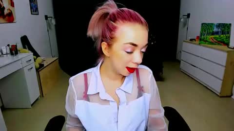 Nicole online show from December 2024 05:23:01 AM