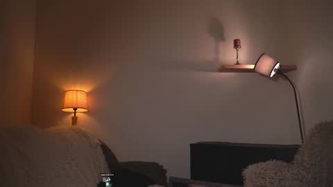 Scarlett NEXT LIVE  5AM gmt online show from October 2025 04:32:01 AM