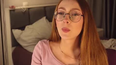  LiLy online show from September 2025 03:33:01 PM