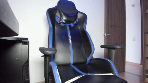 ALEX online show from February 2025 06:48:02 PM