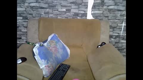 Snapshot of blonde_creamy chatting on April 2026 05:03:01 PM blonde_creamy online show from April 2026 05:03:01 PM