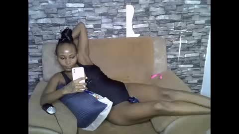 Snapshot of blonde_creamy chatting on May 2026 06:09:01 PM blonde_creamy online show from May 2026 06:09:01 PM