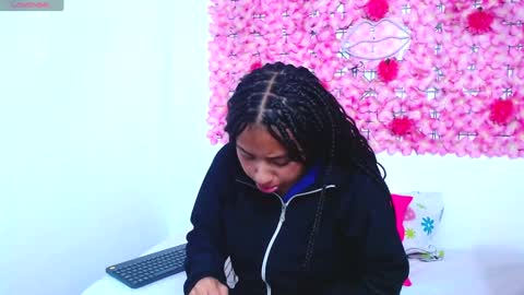 blonde_squirt_ online show from January 2025 11:48:01 AM