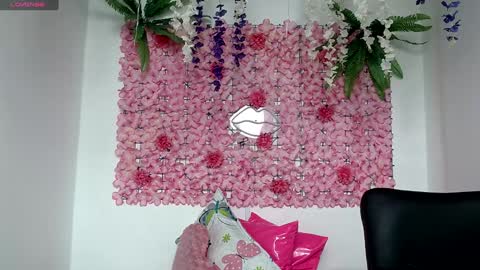 blonde_squirt_ online show from January 2025 07:19:02 AM