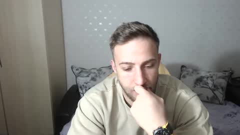 Mr Blond online show from December 2024 07:41:02 PM