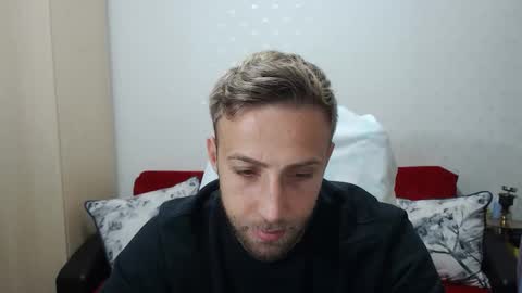 Mr Blond online show from October 2025 12:45:02 PM