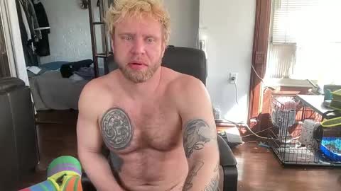 blondebluebear online show from April 2026 07:15:02 PM