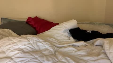 Snapshot of blondebunny999 chatting on February 2026 08:35:01 AM blondebunny999 online show from February 2026 08:35:01 AM